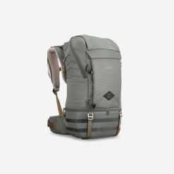Plecak turystyczny Quechua Arpenaz NH900 25 litrów. Szare plecaki damskie QUECHUA, bez wzorów, z tkaniny, sportowe. Za 399.99 zł.