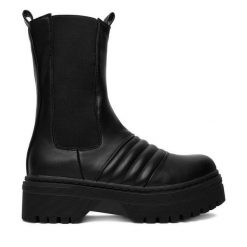 Sztyblety DeeZee. Czarne botki damskie DeeZee, bez wzorów, bez obcasa, na płaskiej podeszwie, bez zapięcia. Za 189.99 zł.