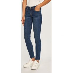 Lee - Jeansy Scarlett. Niebieskie jeansy damskie Lee, bez wzorów, z bawełny. Za 329.90 zł.