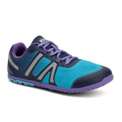 Buty barefoot damskie Xero Shoes HFS. Niebieskie obuwie trekkingowe damskie XERO SHOES, bez zapięcia. Za 289.99 zł.