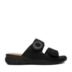 Klapki Go Soft. Czarne klapki damskie GO SOFT, bez wzorów, bez obcasa, bez zapięcia. Za 169.99 zł.