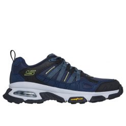 Buty trekkingowe Skechers Air Envoy. Czarne buty zimowe męskie Skechers, bez wzorów, bez obcasa, bez zapięcia. Za 421.50 zł.