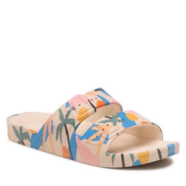 Klapki Freedom Moses. Brązowe klapki damskie Freedom moses, bez wzorów, bez obcasa, bez zapięcia. Za 249.99 zł.