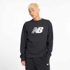 Bluza męska New Balance MT43905BK – czarna. Czarne bluzy sportowe męskie New Balance, l, bez wzorów, z bawełny, bez kaptura. Za 219.99 zł.