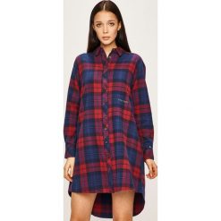 Tommy Jeans - Sukienka. Sukienki damskie Tommy Jeans, na co dzień, l, bez wzorów, z bawełny, casualowe, bez kołnierzyka, bez ramiączek, maxi, proste. W wyprzedaży za 399.90 zł.