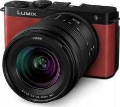 Aparat Panasonic Lumix S9 czerwony + 20-60mm f/3.5-5.6 (DC-S9KE-R). Aparaty bezlusterkowce PANASONIC. Za 8,919.98 zł.