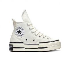 Buty do chodzenia damskie Converse Chuck 70 Plus. Białe obuwie sportowe damskie Converse, bez wzorów, z materiału, bez zapięcia, trekkingowe. W wyprzedaży za 407.85 zł.