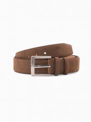 Jednokolorowy pasek męski z naturalnego zamszu – brązowy V2 OU-ACBE-0112 - S/M. Brązowe paski męskie Ombre Clothing, ze skóry, eleganckie. Za 71.99 zł.