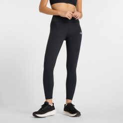 Legginsy damskie do jogi New Balance Harmony WP51126BK – czarne. Czarne legginsy damskie New Balance, bez wzorów, z lycry. Za 259.99 zł.