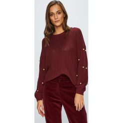 Only - Sweter Mella. Brązowe swetry nierozpinane damskie ONLY, l, z aplikacjami, z bawełny, bez kołnierzyka, bez ramiączek. W wyprzedaży za 69.90 zł.
