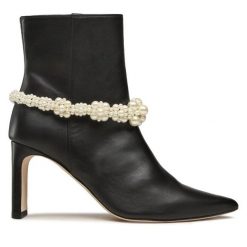 Botki Custommade. Czarne botki damskie Custommade, bez wzorów, bez obcasa, na słupku, bez zapięcia. Za 2,289.00 zł.