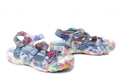 LAURA VITA 0007765 Beczierso 33 bleu, sandały damskie. Sandały damskie Laura Vita, bez wzorów, ze skóry, bez obcasa, bez zapięcia. Za 384.90 zł.