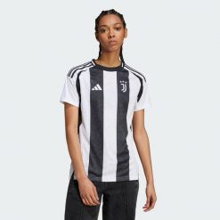 Koszulka Juventus 24/25 Home. Białe bluzki damskie Adidas, l, bez wzorów, z materiału, sportowe, bez kołnierzyka, bez ramiączek. Za 449.00 zł.