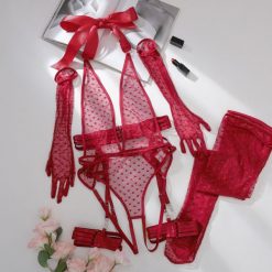 Body z siateczki na wyjątkowe wieczory Caitrin. Czarne body Intica, bez wzorów, z materiału. Za 169.00 zł.