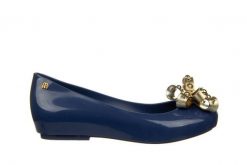 Baleriny Melissa Dora III Ad Blue Gold 010431, Granatowy, Guma - 35-36. Niebieskie balerinki damskie Melissa, na lato, bez wzorów, z gumy, bez obcasa, na koturnie, bez zapięcia. W wyprzedaży za 242.10 zł.