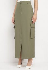 Ciemnozielona Spódnica w Stylu Utility z Kieszeniami i Rozcięciem na Przodzie Temari. Zielone spódnice damskie Born2be, na co dzień, l, bez wzorów, eleganckie, z podwyższonym stanem, maxi, koszulowe. Za 139.99 zł.