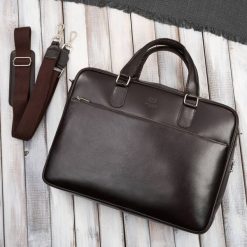 Męska torba skórzana na dokumenty brązowa Paolo Peruzzi T-145-BR. Brązowe torby na laptopa damskie z aplikacjami, ze skóry. Za 439.00 zł.