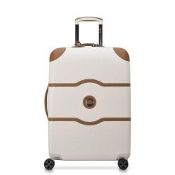 Delsey Chatelet Air 2.0 Średnia twarda biała walizka na kółkach 66 cm. Białe walizki damskie DELSEY PARIS, bez wzorów, średnie. Za 2,082.25 zł.