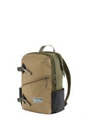 Plecak na laptopa Fjallraven Vardag Backpack 17 - green/clay. Zielone plecaki męskie Fjällräven, bez wzorów, z materiału, biznesowe. Za 467.90 zł.