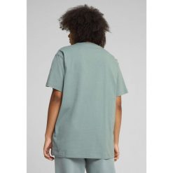 Koszulka unisex Essentials Elevated PUMA Green Moon. Zielone koszulki sportowe damskie Puma, xs, bez wzorów, z materiału, bez ramiączek. Za 109.00 zł.
