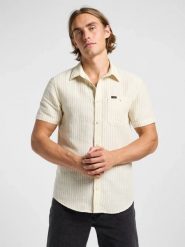 MESKA KOSZULA LEE SS LEESURE SHIRT PIONEER ECRU 112363814. Koszule męskie Lee, xl, bez wzorów, bez kołnierzyka, bez ramiączek. Za 149.99 zł.