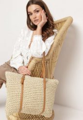 Jasnobeżowa Pleciona Torebka Shopper z Rączkami Zapinana na Suwak Alulasa. Brązowe shopperki damskie Born2be, bez wzorów, bez dodatków. Za 119.99 zł.