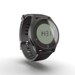 Zegarek do biegania Kalenji W100. Czarne, cyfrowe zegarki męskie Decathlon, bez wzorów, z materiału, plastikowe. Za 39.99 zł.