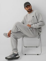4F Spodnie dresowe joggery męskie - szare M. Szare spodnie sportowe męskie 4F, m, bez wzorów, z dresówki. Za 149.99 zł.