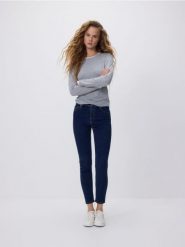 Jeansy slim push up - granatowy. Niebieskie jeansy damskie Reserved, bez wzorów, z bawełny. Za 89.99 zł.