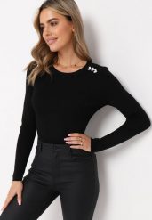 Czarny Wiskozowy Krótki Sweter z Guzikami w Kształcie Serduszek Drame. Czarne swetry nierozpinane damskie Born2be, m, bez wzorów, z wiskozy, bez kołnierzyka, bez ramiączek. Za 89.99 zł.