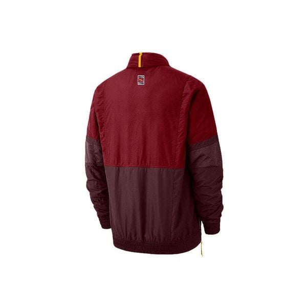 Kurtka męska nike nba cleveland cavaliers courtside jacket team red. Czerwone kurtki męskie Nike, m, bez wzorów, z nylonu, sportowe, bez kaptura. Za 569.00 zł.