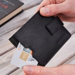 Portfel Męski Skórzany Brødrene G-109 Czarny. Czarne portfele męskie Brødrene, bez wzorów, ze skóry. Za 49.00 zł.