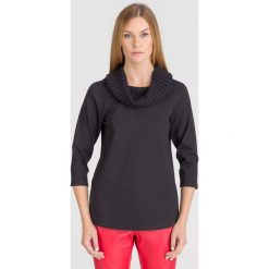 CZARNA BLUZKA TWINSET Z GOLFEM. Czarne bluzki damskie Twinset, bez wzorów, z tkaniny, bez kołnierzyka, bez ramiączek. Za 310.00 zł.