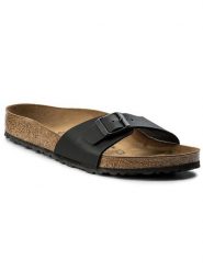 Birkenstock Klapki Madrid 0040791 Czarny. Czarne klapki damskie Birkenstock, bez wzorów, ze skóry, bez obcasa, bez zapięcia. Za 299.00 zł.