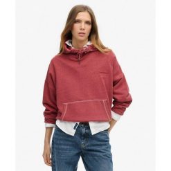 Bluza z kapturem Essential Logo Overdyed. Czerwone koszulki sportowe damskie Superdry, bez wzorów, z bawełny, bez ramiączek. W wyprzedaży za 291.45 zł.