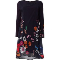 Desigual Sukienka damska Vest Alaska Marino 19WWVW27 5001 (rozmiar 38). Spódnice damskie Desigual, bez wzorów, eleganckie, bez kołnierzyka, bez ramiączek. Za 454.00 zł.