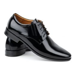 Balak Buty meskie skórzane wizytowe lakierki 480 czarne. Czarne buty wizytowe męskie bez wzorów, z materiału, bez obcasa, bez zapięcia. Za 453.66 zł.