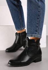Czarne Płaskie Botki Sztyblety z Ozdobnymi Paskami Verissha. Czarne botki damskie Born2be, bez wzorów, z jeansu, eleganckie, bez obcasa, na obcasie, bez zapięcia. Za 129.99 zł.
