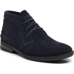 Trzewiki WRANGLER - Blake Desert Suede WM92081A Navy 016. Niebieskie botki męskie Wrangler, bez wzorów, z materiału, bez obcasa, bez zapięcia. Za 369.00 zł.