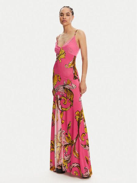 Versace Jeans Couture Sukienka letnia 78HAO900 Różowy Regular Fit. Czerwone sukienki damskie Versace Jeans Couture, na lato, bez wzorów, z jeansu, bez kołnierzyka, bez ramiączek. Za 1,789.00 zł.