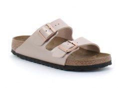 Klapki Birkenstock Arizona Dorosłych. Brązowe klapki męskie Birkenstock, bez wzorów, ze skóry, bez zapięcia. Za 375.70 zł.