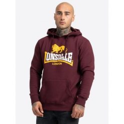 Bluza z kapturem Lonsdale Thurning. Czerwone bluzy męskie Lonsdale, m, bez wzorów, z kapturem. Za 250.50 zł.