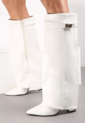 Białe Kozaki z Szeroką Cholewką i Szpiczastym Noskiem Sumehra. Białe kozaki damskie Renee, bez wzorów, z jeansu, ze szpiczastym noskiem, przed kolano, bez obcasa, na obcasie, bez zapięcia. Za 169.99 zł.