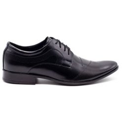 Lukas Buty męskie wizytowe L5 czarne. Czarne buty wizytowe męskie bez wzorów, ze skóry, bez obcasa, bez zapięcia. Za 367.89 zł.