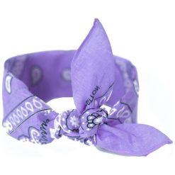 Art of Polo Szalik sz13014 .12 Lavender. Niebieskie szaliki damskie Art of Polo, bez wzorów. W wyprzedaży za 12.00 zł.