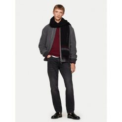 Szalik Tommy Hilfiger. Czarne szaliki męskie Tommy Hilfiger, bez wzorów. Za 299.99 zł.