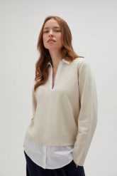 Bluza z kołnierzykiem beżowa. Brązowe bluzy damskie MOODO, l, bez wzorów, z bawełny, bez ramiączek, bez kaptura. W wyprzedaży za 49.99 zł.