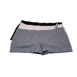 Bezszwowe szorty chłopięce 3PK Boyleg w kolorze czarnym, szarym, beżowym. Brązowe majtki damskie BARNETT. Za 109.00 zł.
