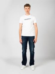 Diesel T-shirt "T-Diegor" | A12754-RPATI | Mężczyzna | Biały. Białe t-shirty męskie Diesel, l, bez wzorów, z bawełny, bez kołnierzyka, bez ramiączek. W wyprzedaży za 169.00 zł.