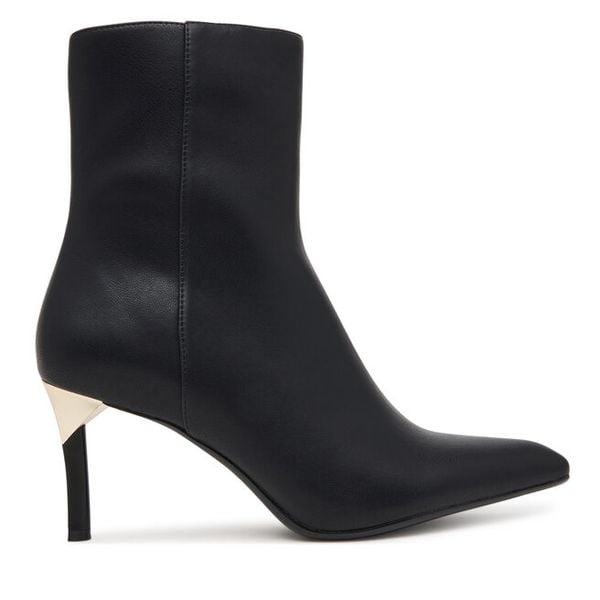 Botki Armani Exchange. Czarne botki damskie Armani Exchange, bez wzorów, bez obcasa, na szpilce, bez zapięcia. Za 629.99 zł.
